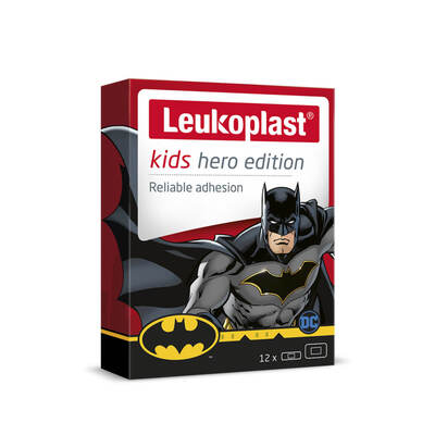 Childrens Leukoplast Batman plasters (12 in a box)